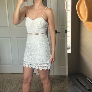 Elegant White Lace Dress